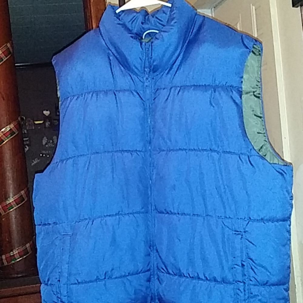 Old navy vest